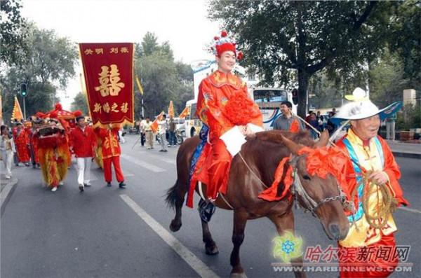 >传统文化牛文荣订婚了 传统订婚典礼仪式流程 了解中国传统婚俗文化