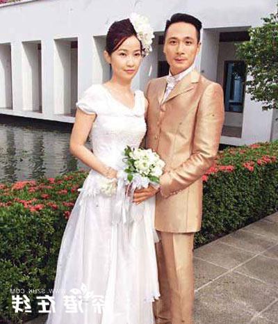 >王丽萍模特 吴镇宇老婆是谁 吴镇宇老婆王丽萍个人资料家庭背景 模特王丽萍照片