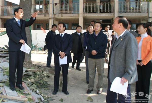 毕华被抓 鄂州市副市长毕华强调 重点抓好灾后倒房恢复重建