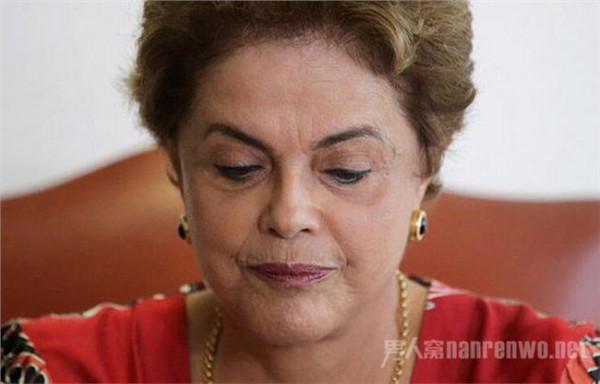 >巴西罗塞夫 巴西女总统被剥光衣服 巴西女总统罗塞夫 巴西总统是谁