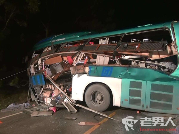 20名中国游客在肯尼亚遭遇车祸 造成不同程度受伤