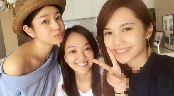 陈妍希晒与杨丞琳合照 娱乐圈出了名的好姐妹