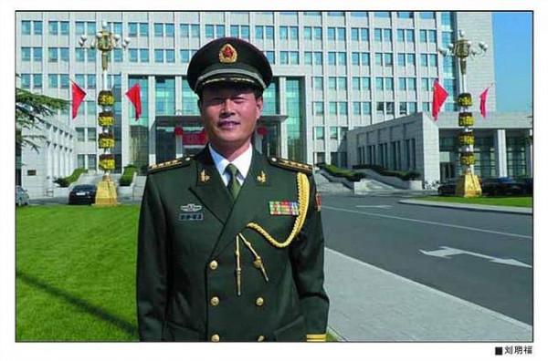解放军刘明福大校:军事崛起才能遏制美国干预