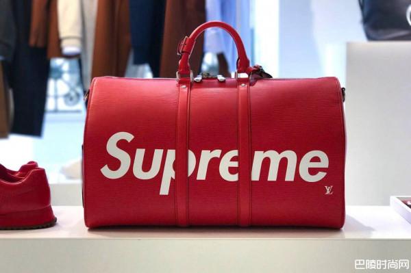 Supreme x Louis Vuitton 联名旅行袋