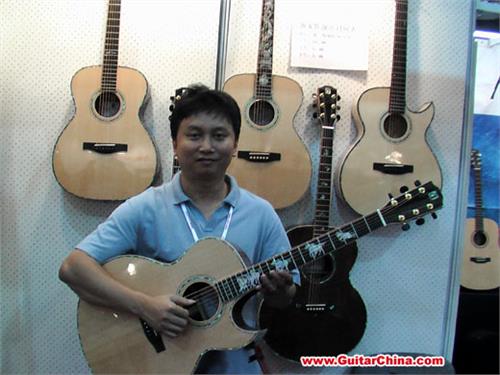 黄家伟律师 吉他中国专访台湾著名指弹吉他名家黄家伟老师