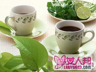 中老年人喝茶好处多多 女性不宜喝茶的四个阶段