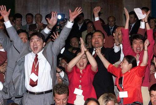 2001年7月13日 北京被选为08奥运会主办城市