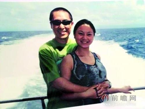 >张艺谋第三个老婆陈婷照片 张艺谋第三个老婆陈婷全家福图片