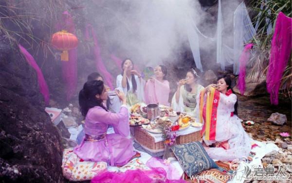 温州6名女子搞创意生日派对走红网络 好似仙境（图）