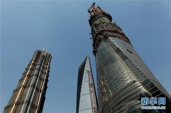 >夏军上海中心 上海中心结构封顶 刷新“上海高度”