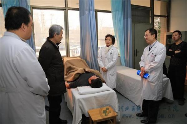 >“王陇德院士工作站”在云南省第一人民医院揭牌