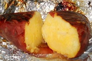 微波炉烤红薯几分钟 微波炉烤红薯技巧
