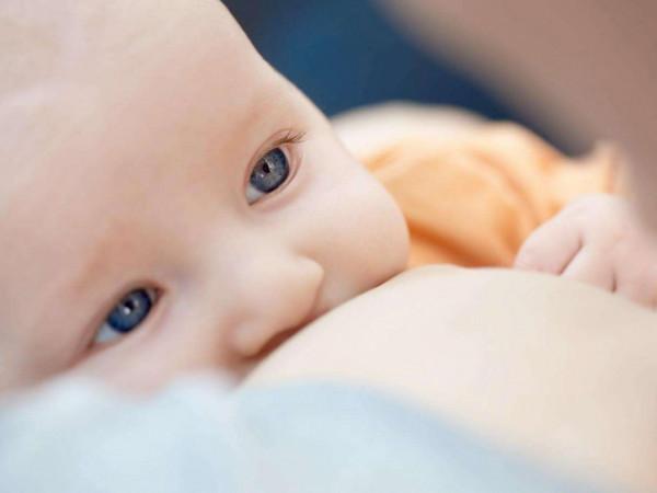 宝宝什么时候戒夜奶最合适 戒夜奶靠这5方法