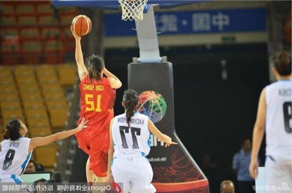 中国女篮队员陈晓佳 中国女篮79分横扫泰国队获亚锦赛开门红