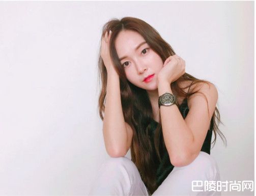 Jessica郑秀妍官司败诉 遭经纪公司索赔20亿韩元