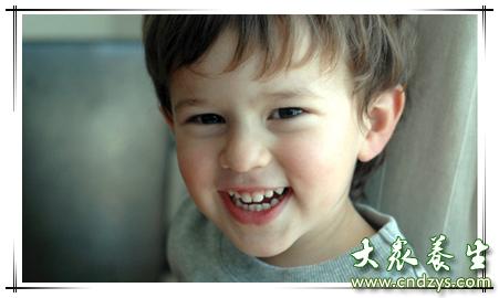 儿童换牙期如何护理牙齿，家长们须重视