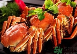 >吃螃蟹过敏的症状有哪些?吃螃蟹过敏怎么办?