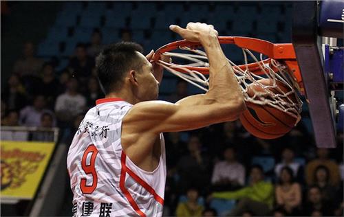 广东宏远男篮2015外援 广东与北京半决赛的第四场cba最精彩的一