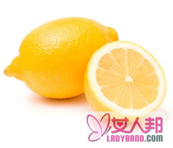 >【新鲜柠檬可以用开水泡吗】新鲜柠檬怎么吃减肥_新鲜柠檬减肥效果如何