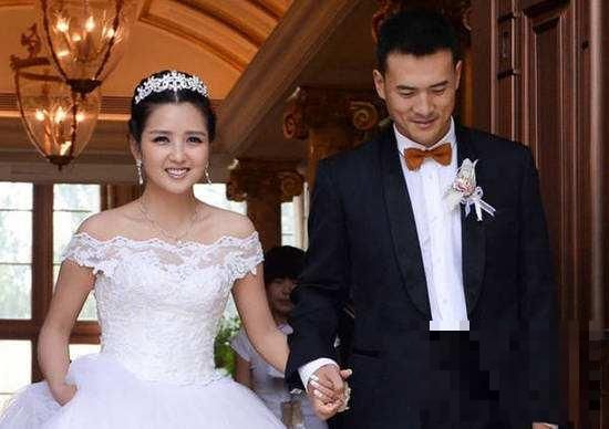 >赫子铭发录音后又发声明 称何洁婚内出轨 自己不是渣男 想念孩子