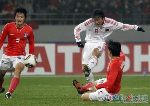 神奇小子邓卓翔堪称一球成名 自称韩国队没啥可怕的