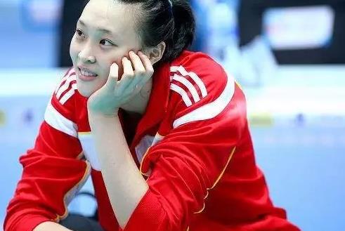 中国女排张晓雅 中国女排热身赛不敌泰国女排 惠若琪重回赛场