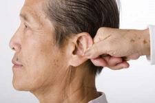>老年人耳朵不好使怎么办?保护耳朵好方法