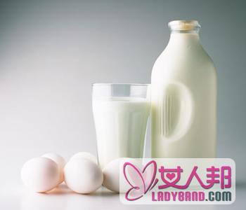 >【鸡蛋和牛奶可以一起吃吗】鸡蛋的食用禁忌_牛奶的饮用禁忌