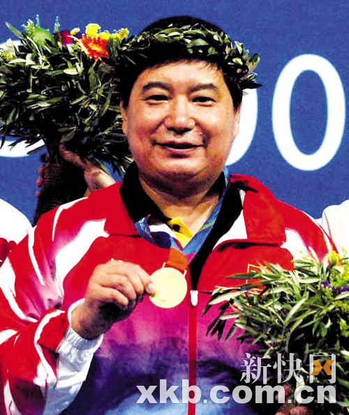 王义夫哪年金牌 “六朝元老”王义夫12年后再夺奥运金牌