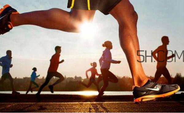 跑步后大腿肌肉酸痛怎么办？运动后腰疼是怎么回事？