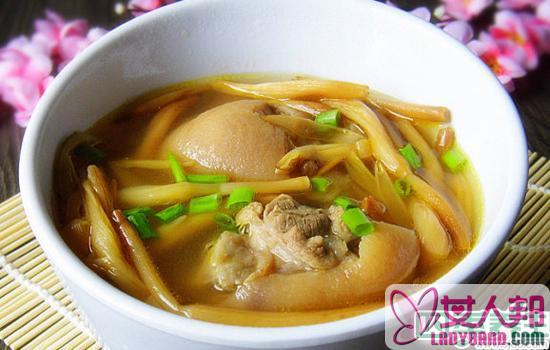 >冬季养生汤煲汤食谱 分享4大养生滋补汤的做法