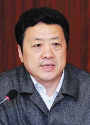 黑龙江人大副主任隋凤富被查 任职农垦系统37年
