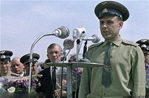 >1967年苏联飞船事故真相:宇航员死前在骂领导