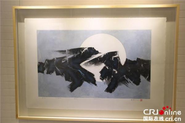 刘国松国画 台湾著名画家刘国松:中国画应与时俱进创新变法