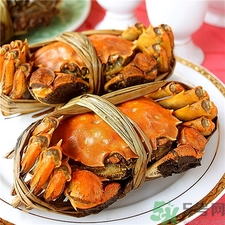 螃蟹可以和哈密瓜一起吃吗?螃蟹能和哈密瓜一起吃吗?