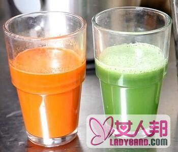 >【黄瓜胡萝卜汁】黄瓜胡萝卜汁的做法_黄瓜胡萝卜汁的营养功效_黄瓜胡萝卜汁可以减肥吗