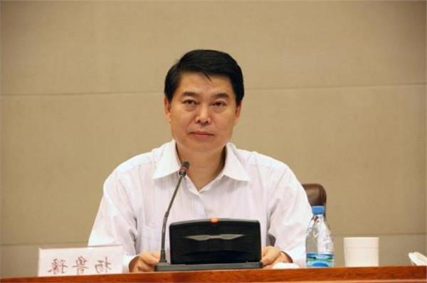 济南市长杨鲁豫被查 济南原市长杨鲁豫案一审开庭:被控受贿超2300万
