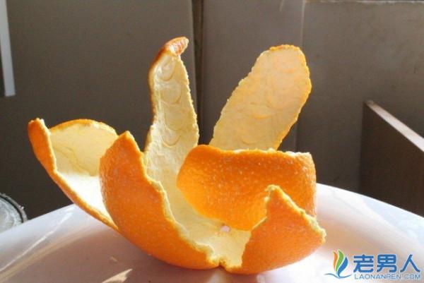 >吃完好吃的橘子先别急着把剩下的橘子皮扔掉哟