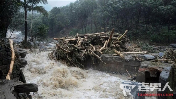 印度南部遭遇洪灾 降雨量系往年4倍已致30余人死