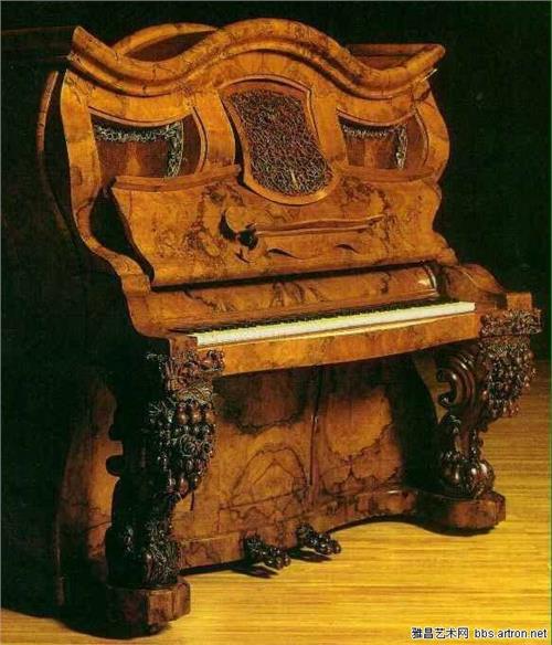 >利玛窦钢琴 中国最早的钢琴是利玛窦送给明朝万历皇帝的贡品