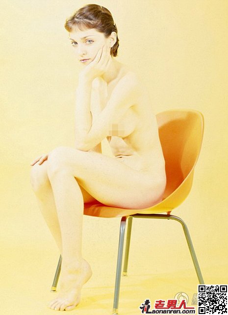 >麦当娜18岁裸照三点全露 将于下月网上拍卖【图】