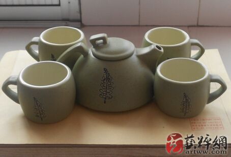 >辜鸿铭茶壶茶碗 一个茶壶要配几个茶碗