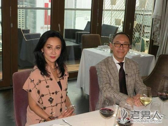 刘嘉玲否认王菲怀孕 北京行遇谢霆锋称他很开心
