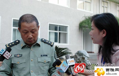 粟裕之子粟戎生从北京军区副司令职位上退休