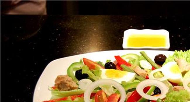 【蔬菜沙拉做法大全】蔬菜沙拉可以减肥吗 吃的正确才能瘦