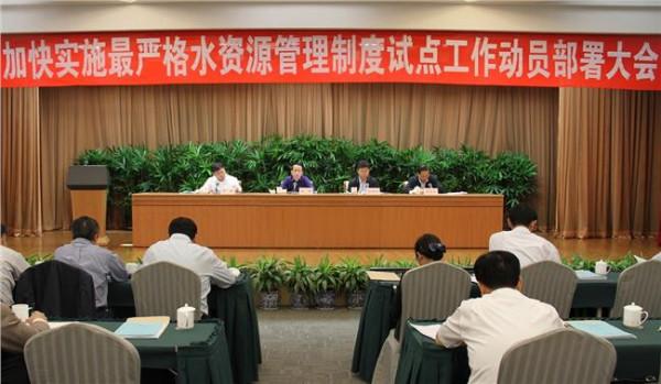 杨俊苹的情人 杨俊苹同志在荆州区党代会常任制试点工作动员大会上的讲话