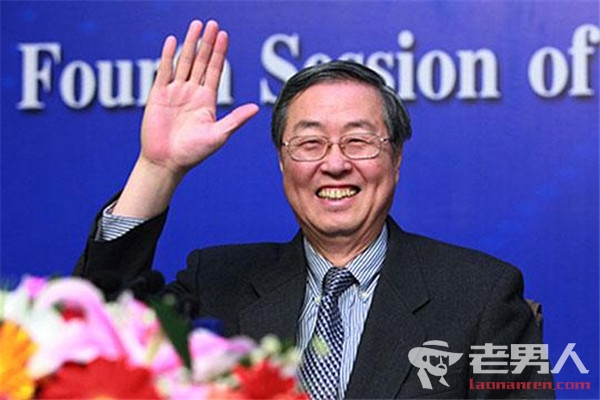 人民币最佳代言人 70岁周小川卸任央行行长