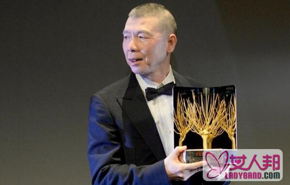 祝贺！冯小刚与曾志伟获远东电影节终身成就奖