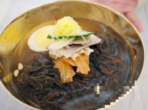 日韩版“满汉全席”  韩朝首脑会谈晚宴菜单公布 吃货们一饱眼福把！