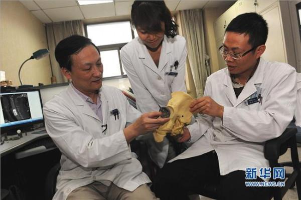 >刘忠军3d打印技术 北医三院3D打印技术完成首例涉及上颈椎大跨度手术